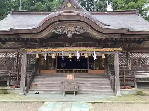 劒神社の本殿