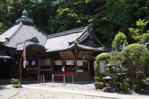 安養寺（立木観音）の建物その他