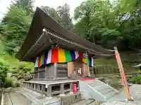 大渕寺の{uncategorized: "未分類", other: "その他", undefined: "問題あり", building: "その他建物", grave: "お墓", sacred_gate: "鳥居", guardian: "狛犬", statue: "像", buddha: "仏像", history: "歴史", nature: "自然", garden: "庭園", animal: "動物", pagoda: "塔", temizu: "手水舎", mountain_gate: "山門・神門", sanctuary: "本殿・本堂", subordinate: "末社・摂社", art: "芸術", scenery: "景色", jizo: "地蔵", ema: "絵馬", goshuin: "御朱印", omikuji: "おみくじ", items: "授与品その他", amulet: "お守り", goshuincho: "御朱印帳", eats: "食事", festival: "お祭り", votive_dance: "神楽", shichigosan: "七五三参", wedding: "結婚式", experience: "体験その他", initially: "初詣", around: "周辺", anti_infection: "感染症対策"}