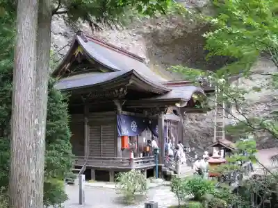 岩屋寺の本殿・本堂