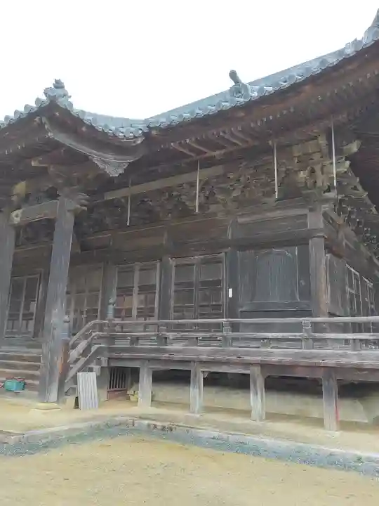 随願寺の本殿・本堂