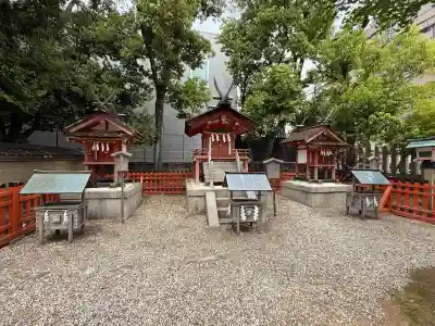 率川神社（大神神社摂社）の{uncategorized: "未分類", other: "その他", undefined: "問題あり", building: "その他建物", grave: "お墓", sacred_gate: "鳥居", guardian: "狛犬", statue: "像", buddha: "仏像", history: "歴史", nature: "自然", garden: "庭園", animal: "動物", pagoda: "塔", temizu: "手水舎", mountain_gate: "山門・神門", sanctuary: "本殿・本堂", subordinate: "末社・摂社", art: "芸術", scenery: "景色", jizo: "地蔵", ema: "絵馬", goshuin: "御朱印", omikuji: "おみくじ", items: "授与品その他", amulet: "お守り", goshuincho: "御朱印帳", eats: "食事", festival: "お祭り", votive_dance: "神楽", shichigosan: "七五三参", wedding: "結婚式", experience: "体験その他", initially: "初詣", around: "周辺", anti_infection: "感染症対策"}