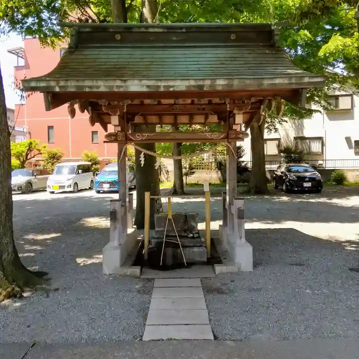 相模原氷川神社の手水舎