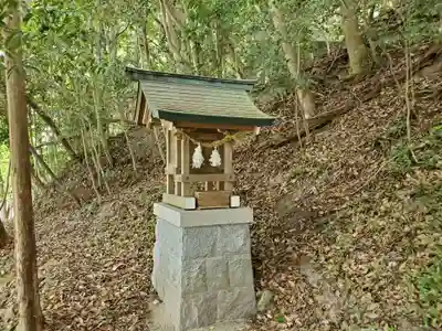 多井畑厄除八幡宮の末社・摂社