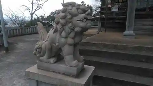 石鎚神社の狛犬