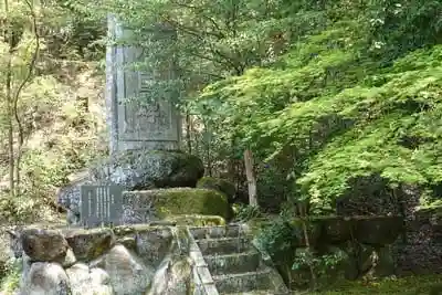 桜井市護国神社の建物その他