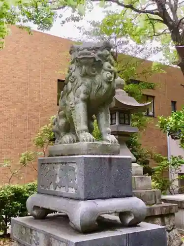 若宮八幡社の狛犬