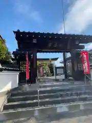 十輪院の山門