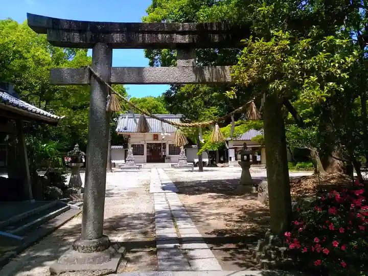 八劔神社(吉池八剱社)の鳥居