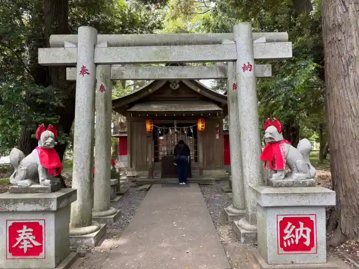 息栖神社の{uncategorized: "未分類", other: "その他", undefined: "問題あり", building: "その他建物", grave: "お墓", sacred_gate: "鳥居", guardian: "狛犬", statue: "像", buddha: "仏像", history: "歴史", nature: "自然", garden: "庭園", animal: "動物", pagoda: "塔", temizu: "手水舎", mountain_gate: "山門・神門", sanctuary: "本殿・本堂", subordinate: "末社・摂社", art: "芸術", scenery: "景色", jizo: "地蔵", ema: "絵馬", goshuin: "御朱印", omikuji: "おみくじ", items: "授与品その他", amulet: "お守り", goshuincho: "御朱印帳", eats: "食事", festival: "お祭り", votive_dance: "神楽", shichigosan: "七五三参", wedding: "結婚式", experience: "体験その他", initially: "初詣", around: "周辺", anti_infection: "感染症対策"}