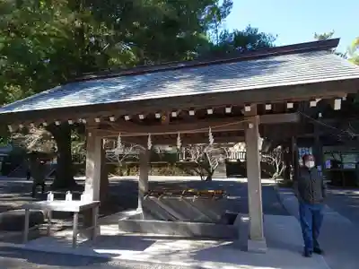 安房神社の手水舎