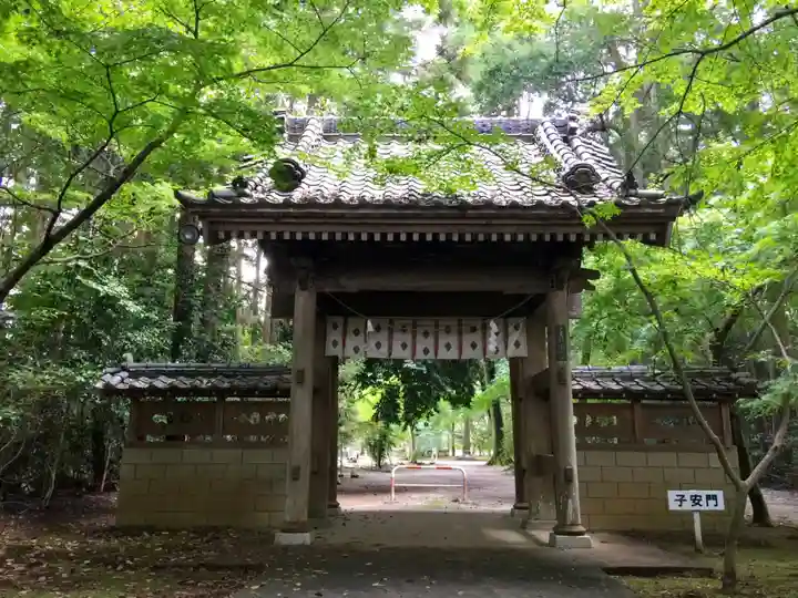 元三大師安楽寺の山門・神門