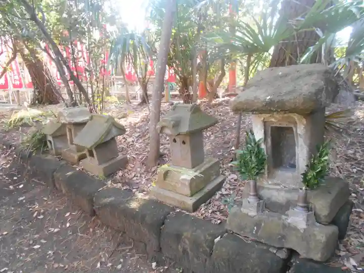 亀岡八幡宮(亀岡八幡神社)の末社・摂社