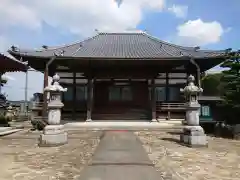 遍照寺の本殿