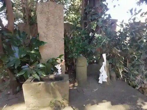 鳥見神社の末社