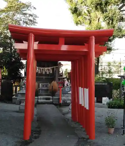 相模原氷川神社の鳥居