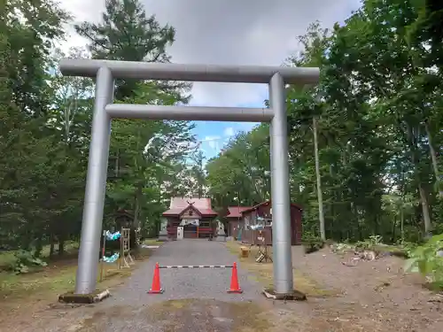 八幡神社の鳥居