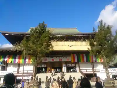 成田山新勝寺の本殿・本堂