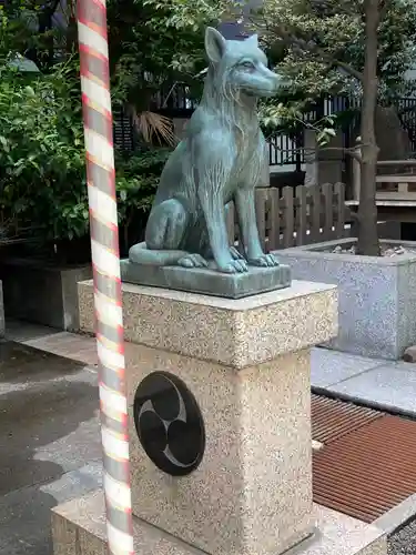 宮益御嶽神社の狛犬
