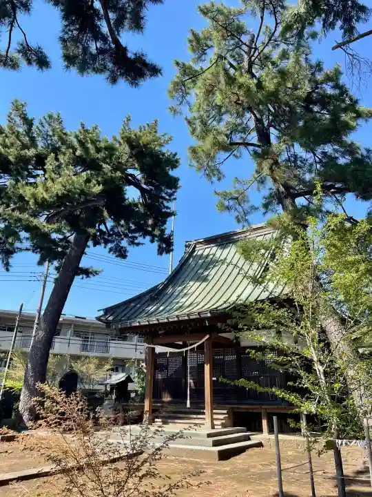 東伏見氷川神社の{uncategorized: "未分類", other: "その他", undefined: "問題あり", building: "その他建物", grave: "お墓", sacred_gate: "鳥居", guardian: "狛犬", statue: "像", buddha: "仏像", history: "歴史", nature: "自然", garden: "庭園", animal: "動物", pagoda: "塔", temizu: "手水舎", mountain_gate: "山門・神門", sanctuary: "本殿・本堂", subordinate: "末社・摂社", art: "芸術", scenery: "景色", jizo: "地蔵", ema: "絵馬", goshuin: "御朱印", omikuji: "おみくじ", items: "授与品その他", amulet: "お守り", goshuincho: "御朱印帳", eats: "食事", festival: "お祭り", votive_dance: "神楽", shichigosan: "七五三参", wedding: "結婚式", experience: "体験その他", initially: "初詣", around: "周辺", anti_infection: "感染症対策"}