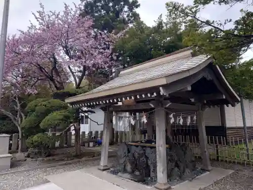湯倉神社の手水舎