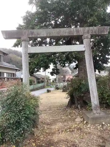 神明神社の鳥居