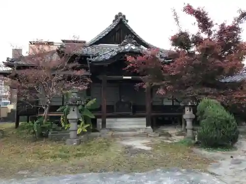 満藏院の本殿・本堂