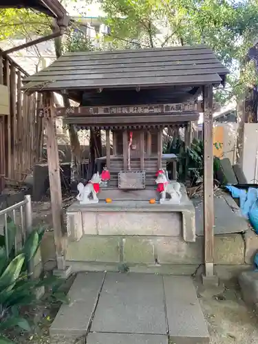 千住本氷川神社の末社・摂社