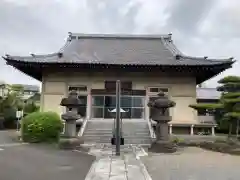 長久寺の本殿