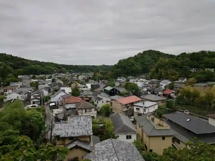 杉本寺の{uncategorized: "未分類", other: "その他", undefined: "問題あり", building: "その他建物", grave: "お墓", sacred_gate: "鳥居", guardian: "狛犬", statue: "像", buddha: "仏像", history: "歴史", nature: "自然", garden: "庭園", animal: "動物", pagoda: "塔", temizu: "手水舎", mountain_gate: "山門・神門", sanctuary: "本殿・本堂", subordinate: "末社・摂社", art: "芸術", scenery: "景色", jizo: "地蔵", ema: "絵馬", goshuin: "御朱印", omikuji: "おみくじ", items: "授与品その他", amulet: "お守り", goshuincho: "御朱印帳", eats: "食事", festival: "お祭り", votive_dance: "神楽", shichigosan: "七五三参", wedding: "結婚式", experience: "体験その他", initially: "初詣", around: "周辺", anti_infection: "感染症対策"}