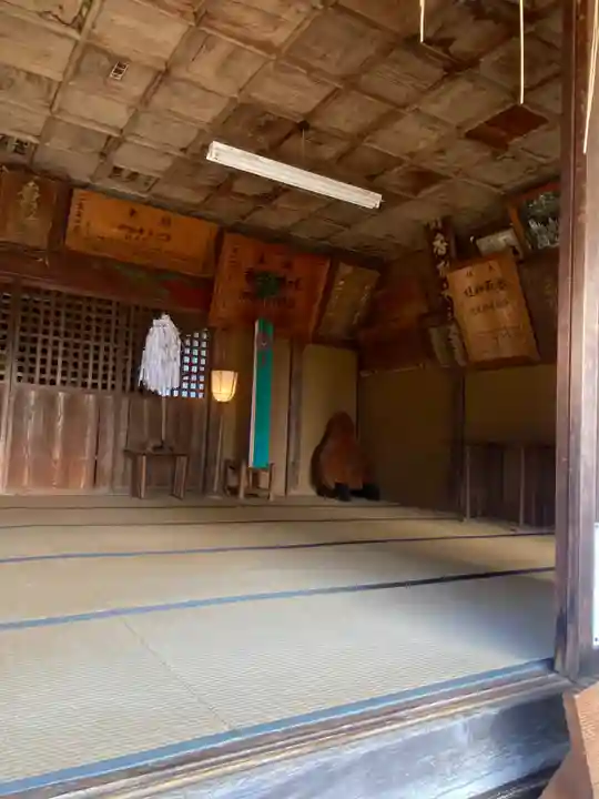 伏木香取神社の本殿・本堂