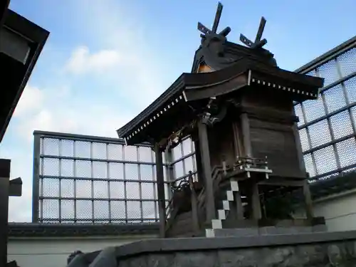 姫皇子命神社（多坐彌志理都比古神社摂社）の本殿