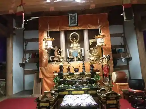 正平寺の本殿・本堂