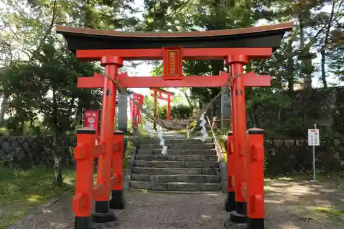 篠葉沢稲荷神社の鳥居