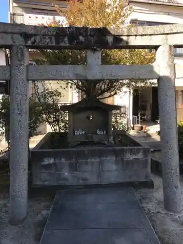 児守稲荷神社の末社