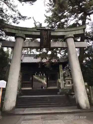 琴彈八幡宮の鳥居