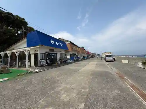 竜神宮の{uncategorized: "未分類", other: "その他", undefined: "問題あり", building: "その他建物", grave: "お墓", sacred_gate: "鳥居", guardian: "狛犬", statue: "像", buddha: "仏像", history: "歴史", nature: "自然", garden: "庭園", animal: "動物", pagoda: "塔", temizu: "手水舎", mountain_gate: "山門・神門", sanctuary: "本殿・本堂", subordinate: "末社・摂社", art: "芸術", scenery: "景色", jizo: "地蔵", ema: "絵馬", goshuin: "御朱印", omikuji: "おみくじ", items: "授与品その他", amulet: "お守り", goshuincho: "御朱印帳", eats: "食事", festival: "お祭り", votive_dance: "神楽", shichigosan: "七五三参", wedding: "結婚式", experience: "体験その他", initially: "初詣", around: "周辺", anti_infection: "感染症対策"}