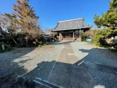 長照寺の{uncategorized: "未分類", other: "その他", undefined: "問題あり", building: "その他建物", grave: "お墓", sacred_gate: "鳥居", guardian: "狛犬", statue: "像", buddha: "仏像", history: "歴史", nature: "自然", garden: "庭園", animal: "動物", pagoda: "塔", temizu: "手水舎", mountain_gate: "山門・神門", sanctuary: "本殿・本堂", subordinate: "末社・摂社", art: "芸術", scenery: "景色", jizo: "地蔵", ema: "絵馬", goshuin: "御朱印", omikuji: "おみくじ", items: "授与品その他", amulet: "お守り", goshuincho: "御朱印帳", eats: "食事", festival: "お祭り", votive_dance: "神楽", shichigosan: "七五三参", wedding: "結婚式", experience: "体験その他", initially: "初詣", around: "周辺", anti_infection: "感染症対策"}