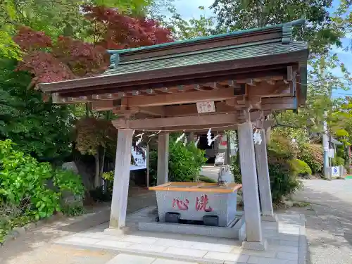 比々多神社の手水舎