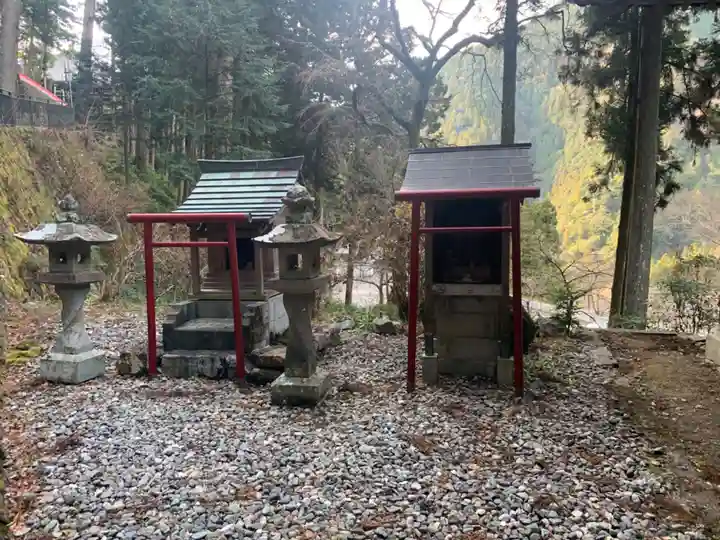 久遠寺の末社・摂社