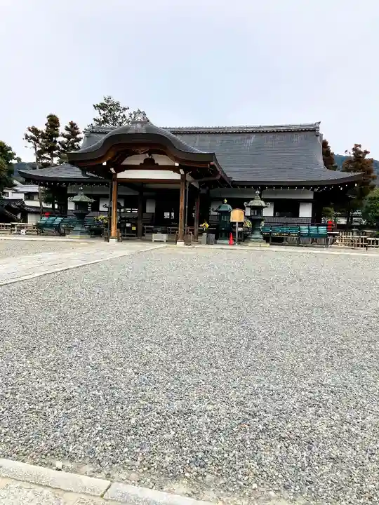 大谷本廟の本殿・本堂