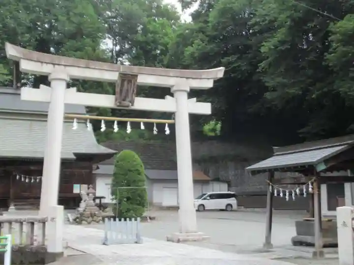 正一位岩走神社(東京都)