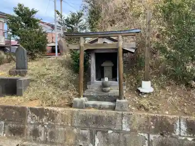 富士山神社の{uncategorized: "未分類", other: "その他", undefined: "問題あり", building: "その他建物", grave: "お墓", sacred_gate: "鳥居", guardian: "狛犬", statue: "像", buddha: "仏像", history: "歴史", nature: "自然", garden: "庭園", animal: "動物", pagoda: "塔", temizu: "手水舎", mountain_gate: "山門・神門", sanctuary: "本殿・本堂", subordinate: "末社・摂社", art: "芸術", scenery: "景色", jizo: "地蔵", ema: "絵馬", goshuin: "御朱印", omikuji: "おみくじ", items: "授与品その他", amulet: "お守り", goshuincho: "御朱印帳", eats: "食事", festival: "お祭り", votive_dance: "神楽", shichigosan: "七五三参", wedding: "結婚式", experience: "体験その他", initially: "初詣", around: "周辺", anti_infection: "感染症対策"}