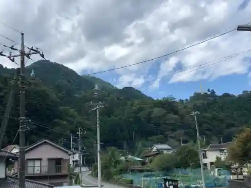 鳥居観音の周辺