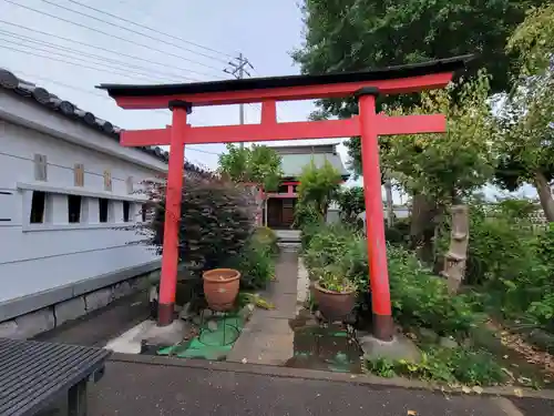 岩槻大師彌勒密寺の鳥居