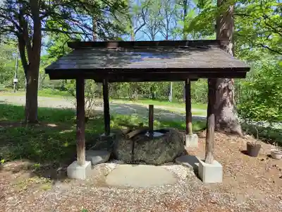 雨紛神社の手水舎