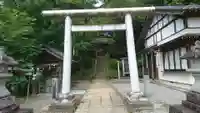 諏訪神社の鳥居