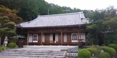 崇禅寺の本殿・本堂