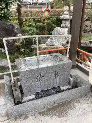 尾張猿田彦神社の手水舎