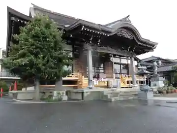 東漸寺の本殿・本堂